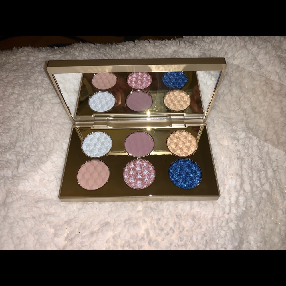 Stila Blue Realm Velvet Eyeshadow Palette